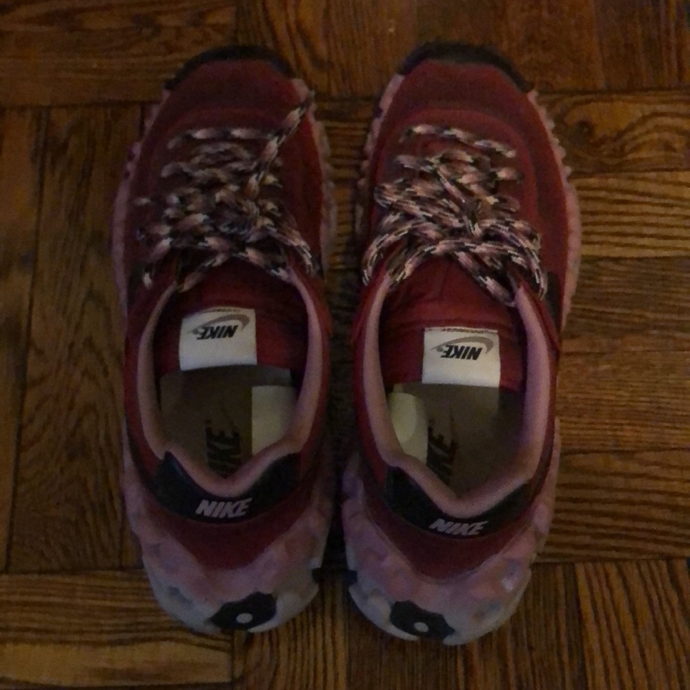 Nike sneakers size 10.5 , good condition.